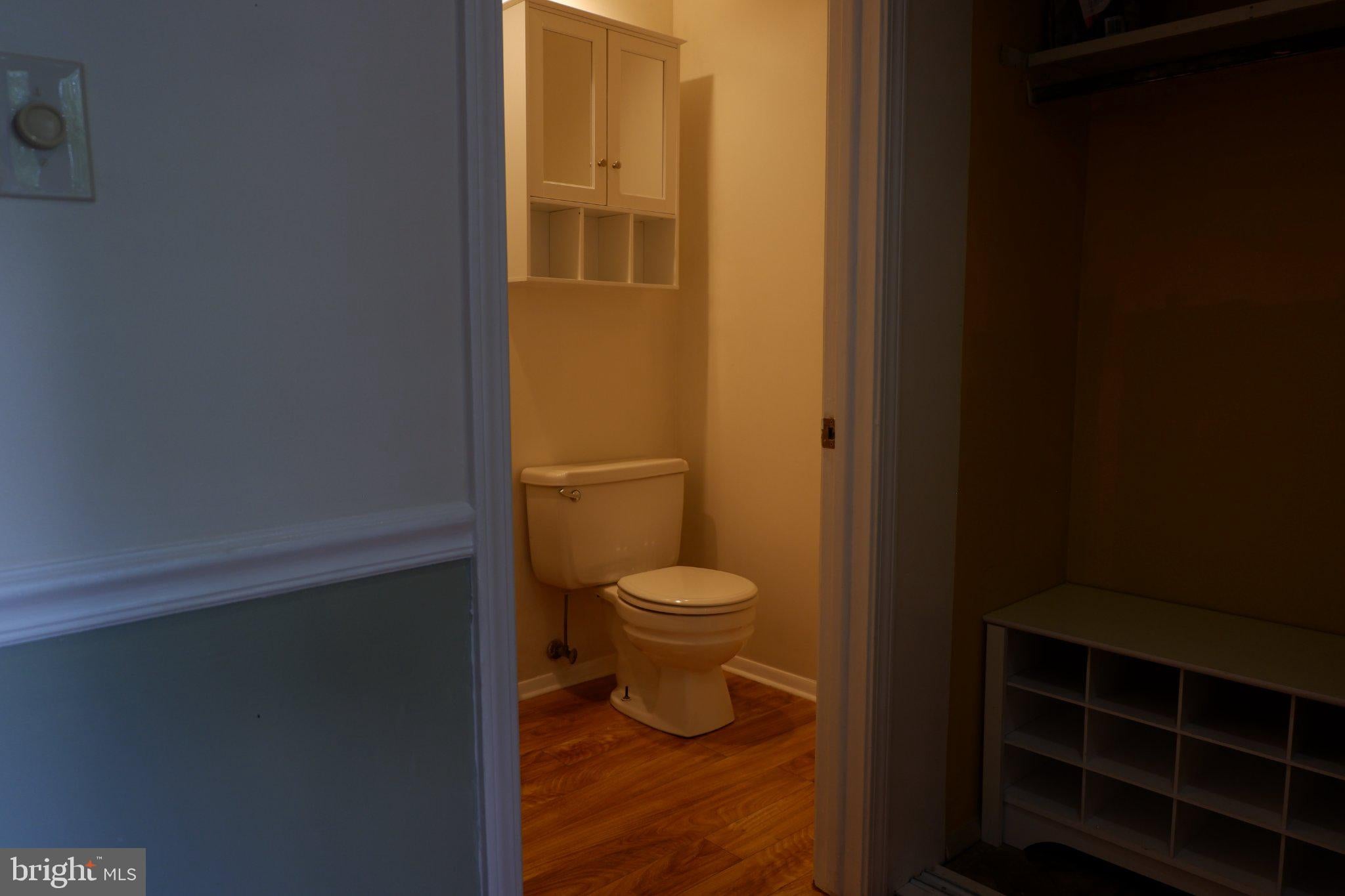 8284 MARY LEE LANE