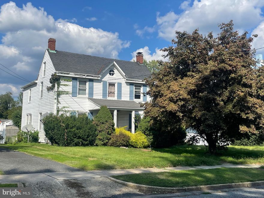 Located in downtown Havre de Grace, close to all the parks and restaurants. This one has great potential as a  rental unit. It has a kitchen on the main and upper levels. It was previously used as a rental unit. The upper has 2 beds and a full bathroom and the main level has one bedroom and a full bathroom. Fenced in backyard with a detached 2 car garage!