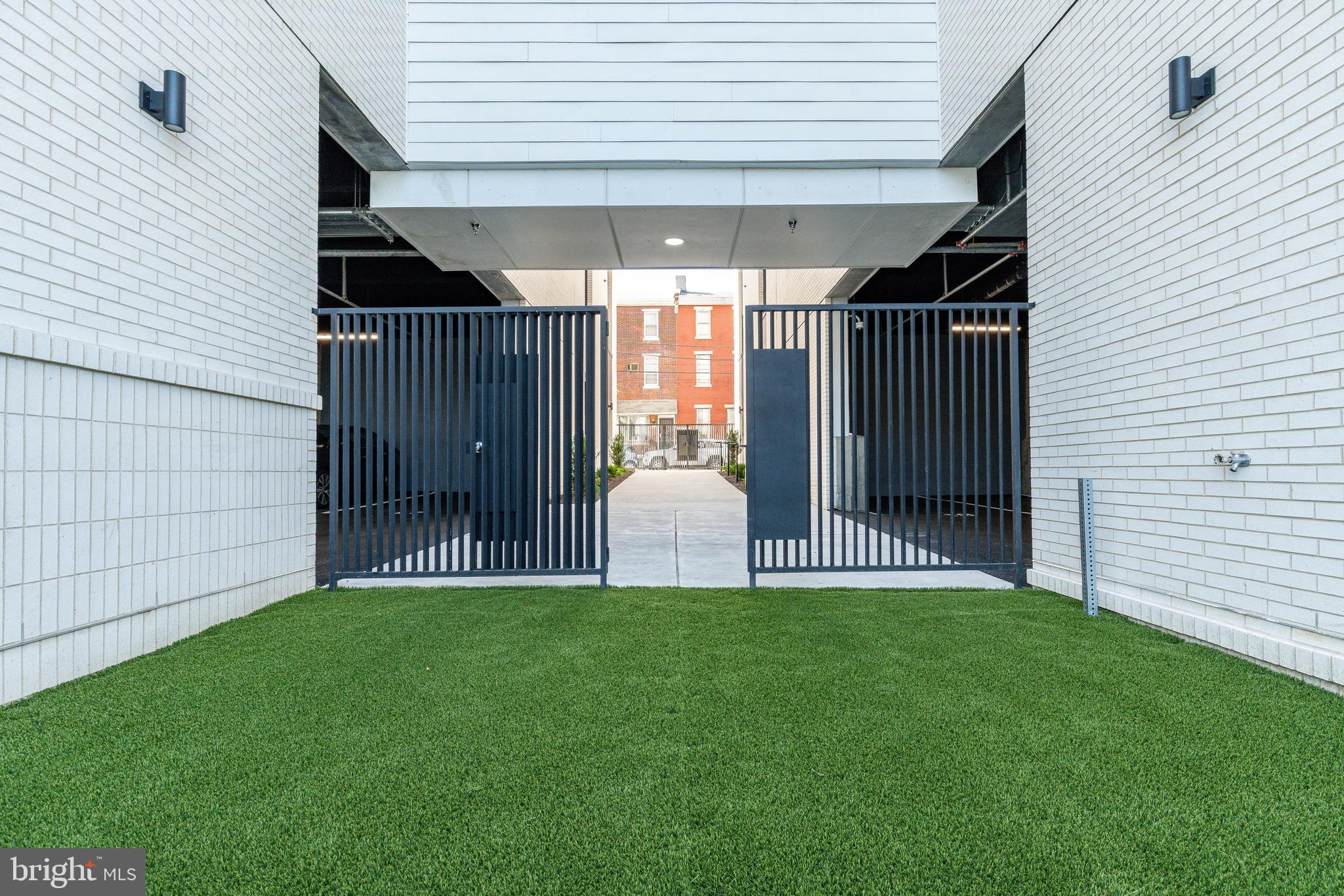 FISHTOWN - Residential Lease