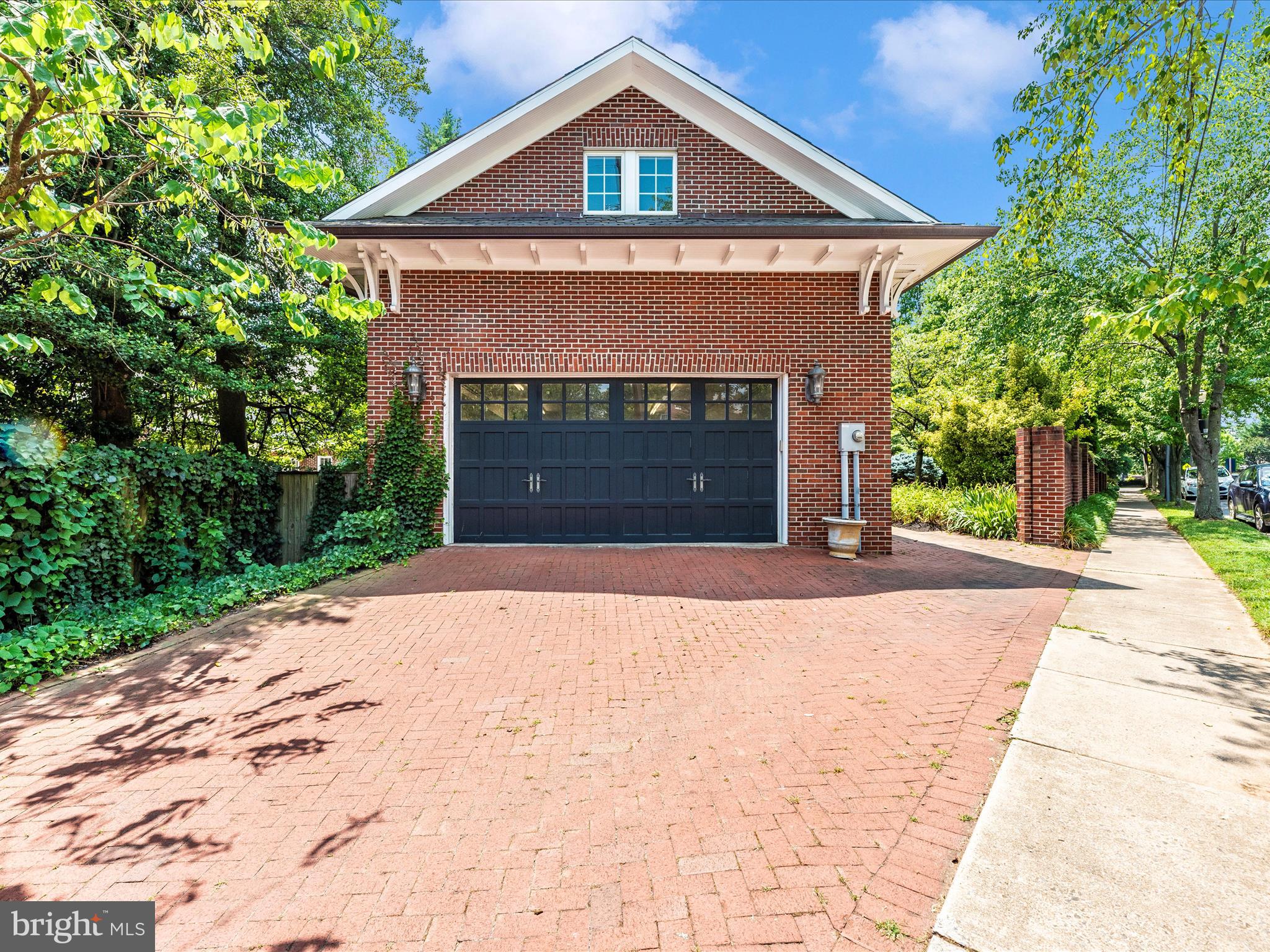 BAKER PARK - Residential