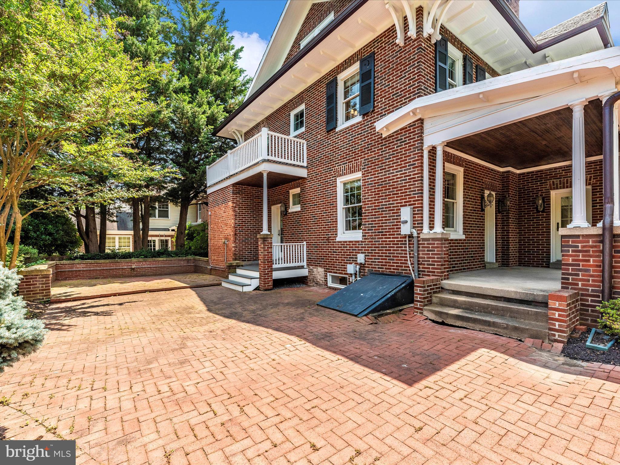 BAKER PARK - Residential