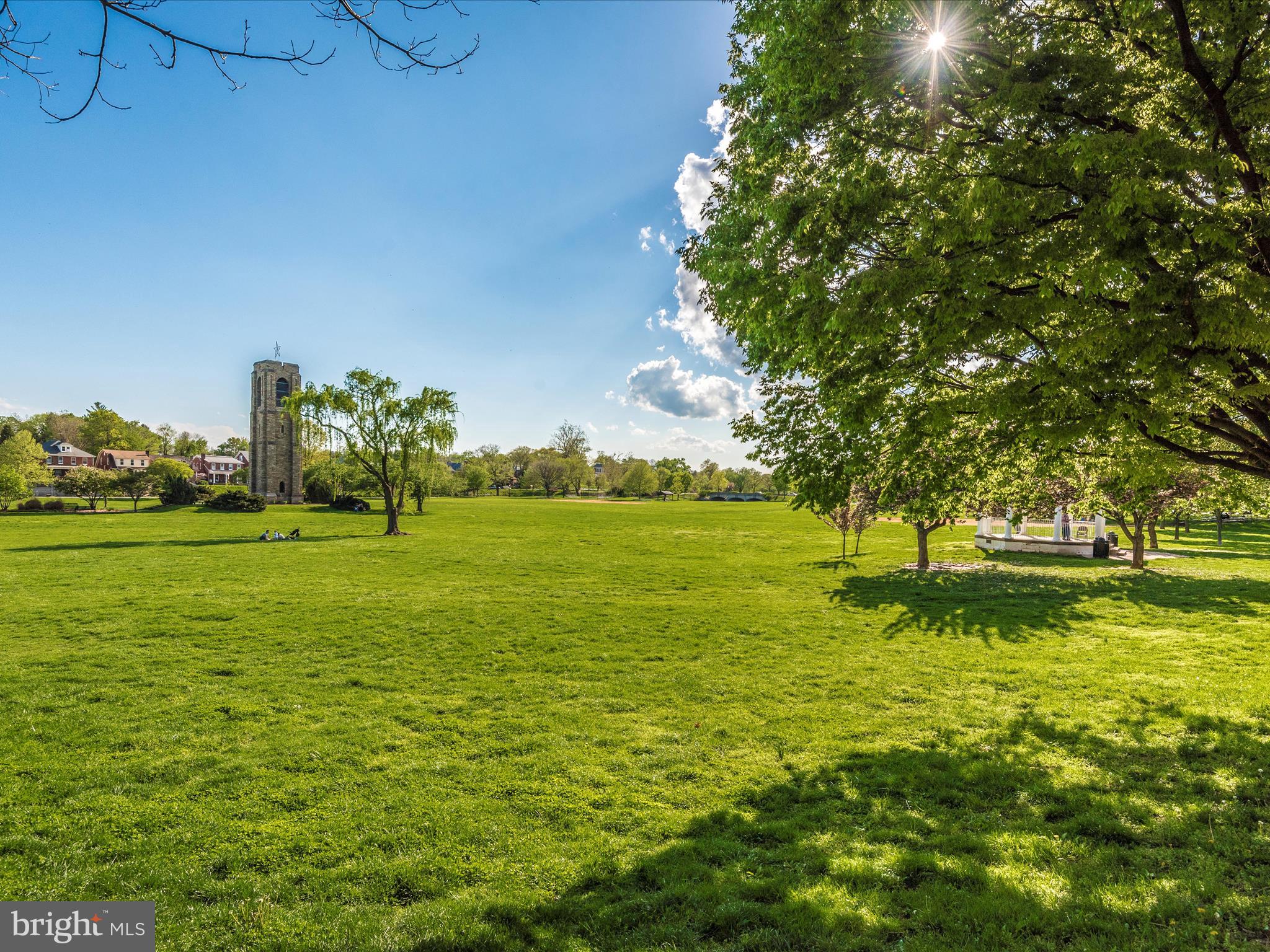 BAKER PARK - Residential