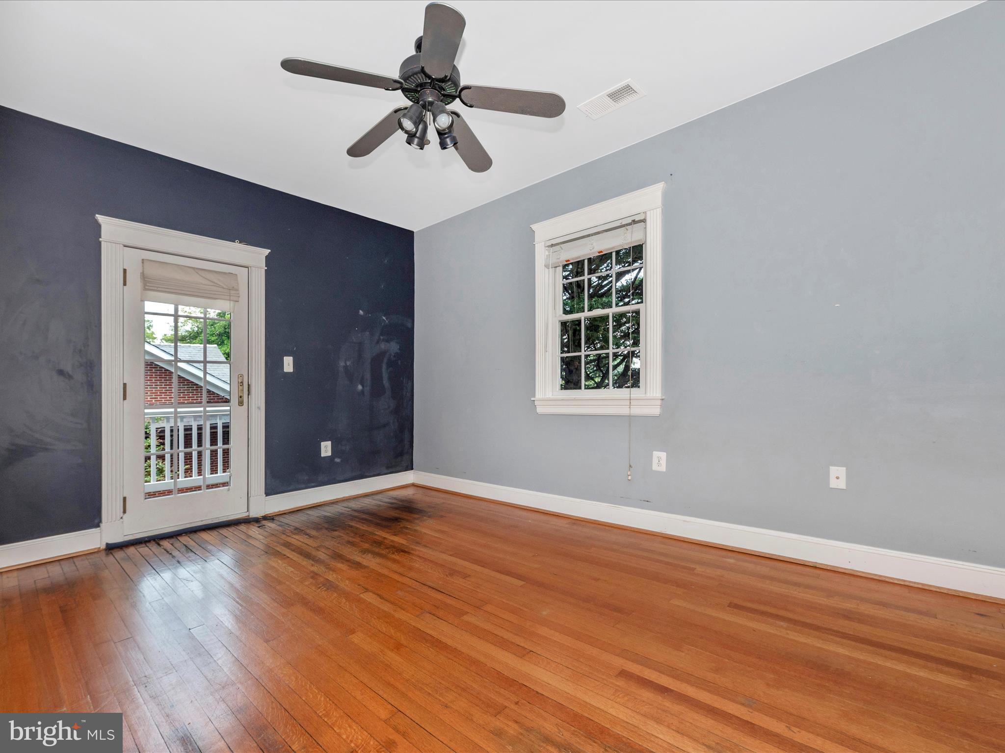 BAKER PARK - Residential