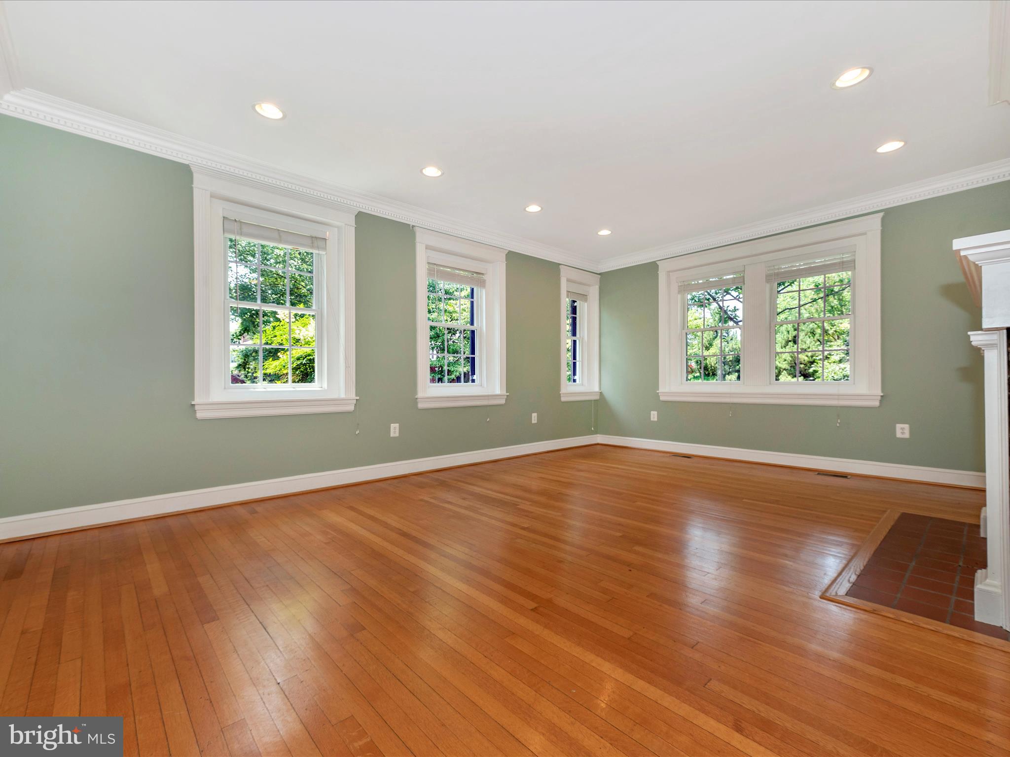 BAKER PARK - Residential