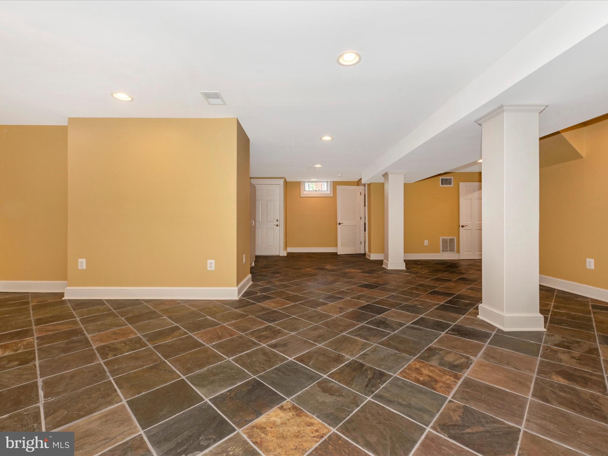 BAKER PARK - Residential