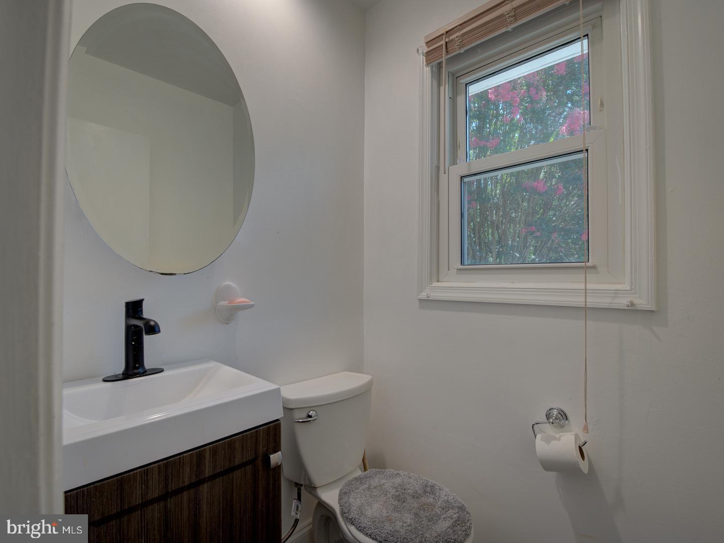 VALLEYBROOK - Residential Lease