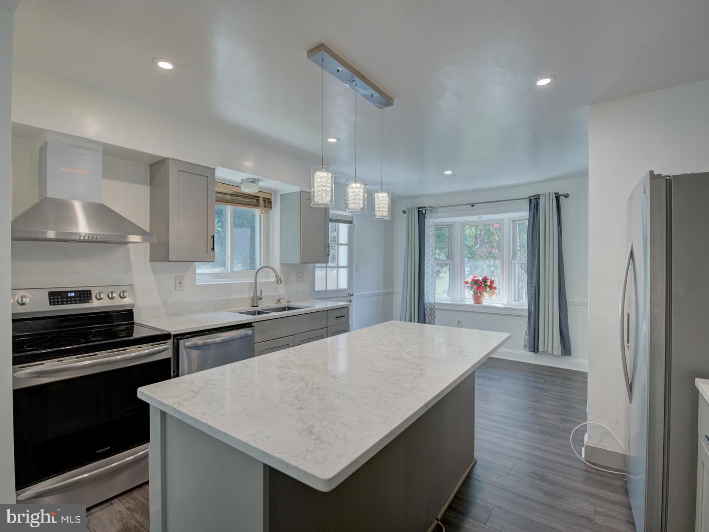 VALLEYBROOK - Residential Lease