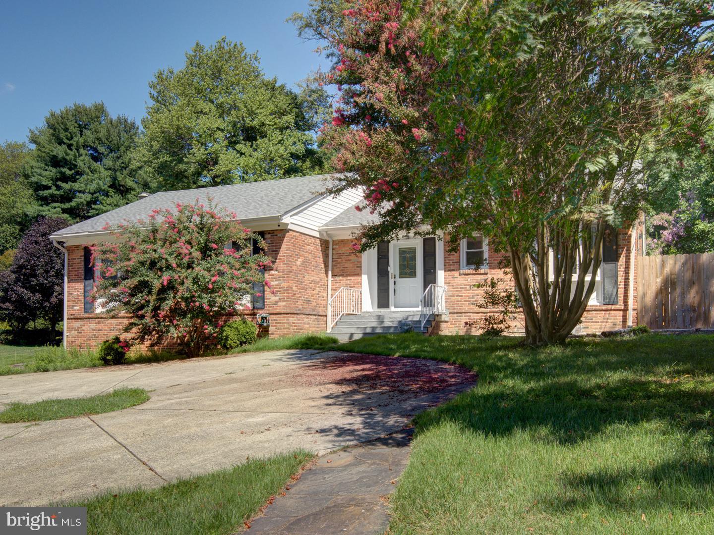 VALLEYBROOK - Residential Lease