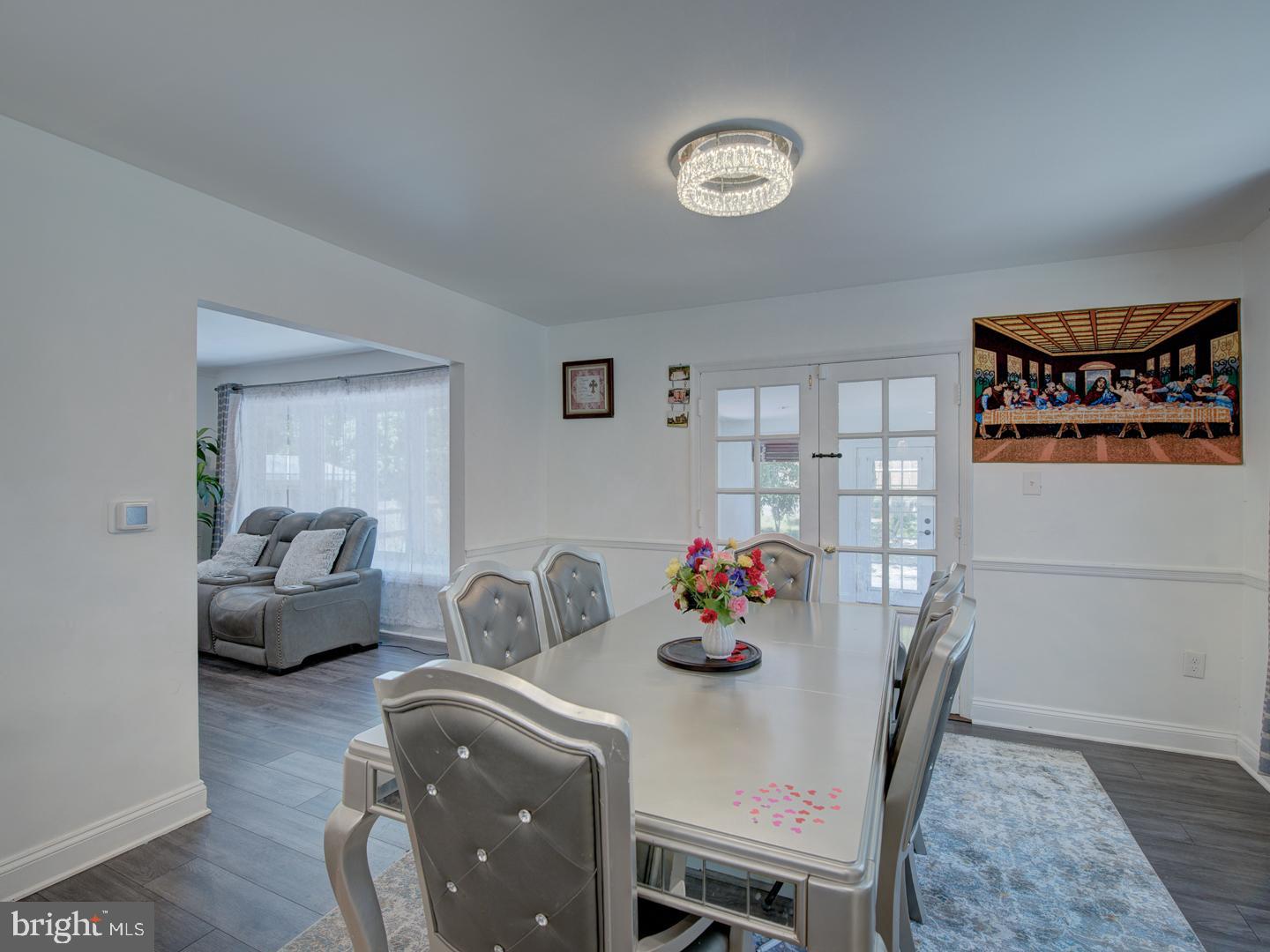 VALLEYBROOK - Residential Lease