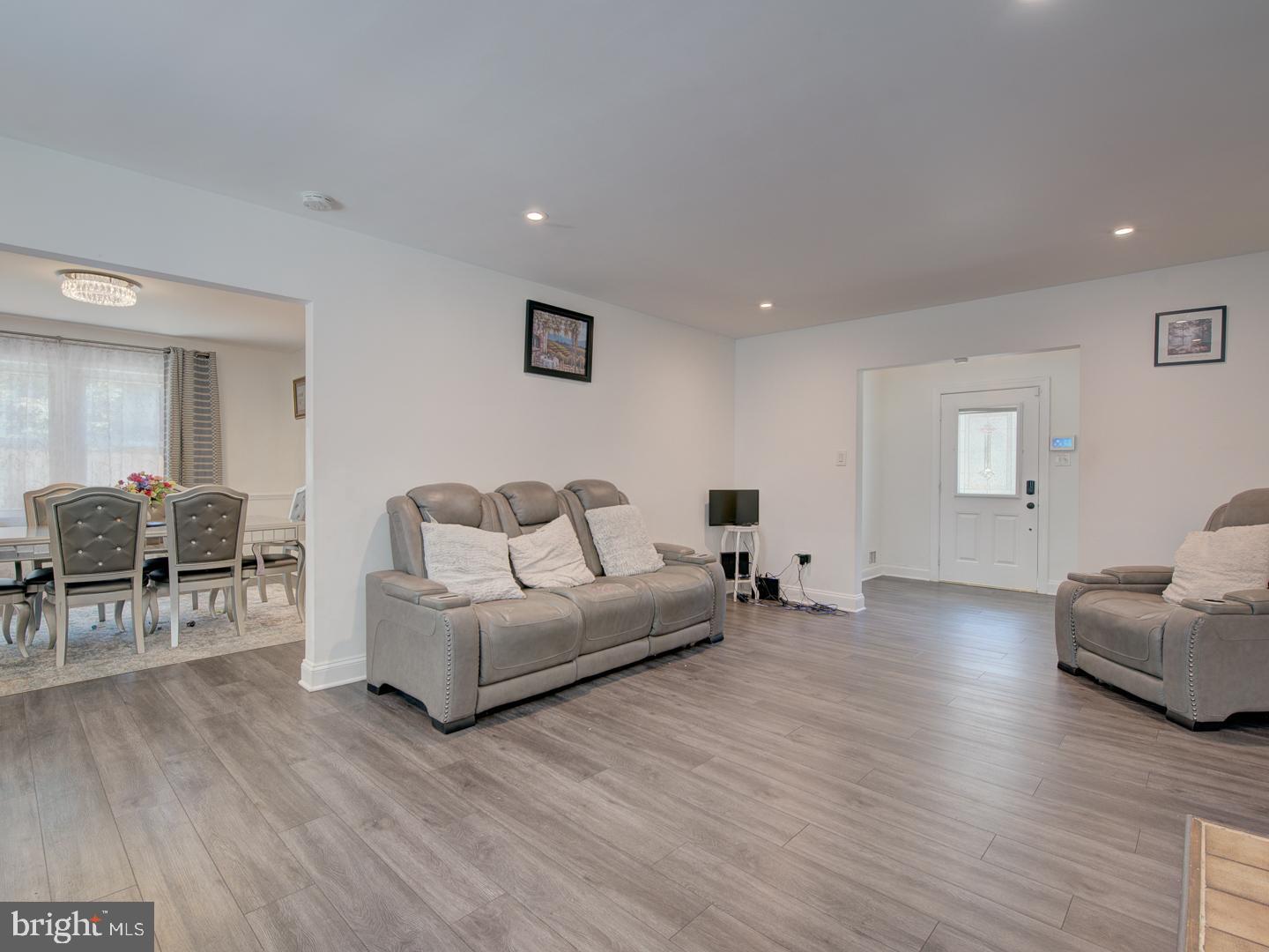 VALLEYBROOK - Residential Lease