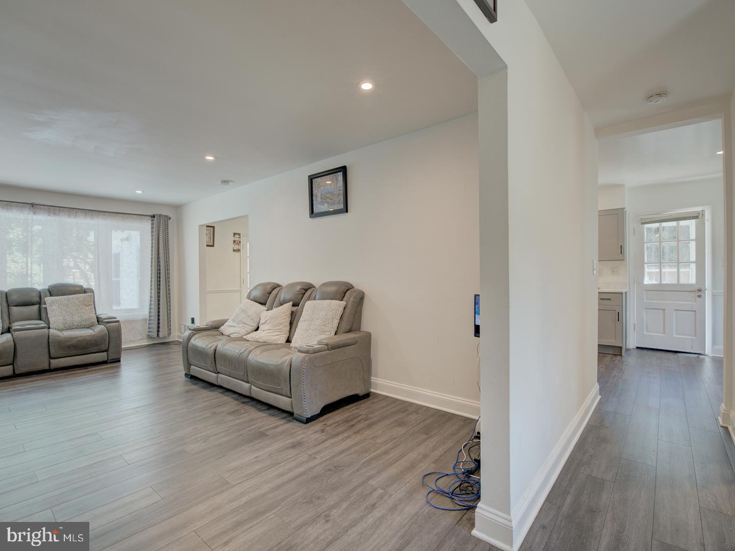 VALLEYBROOK - Residential Lease