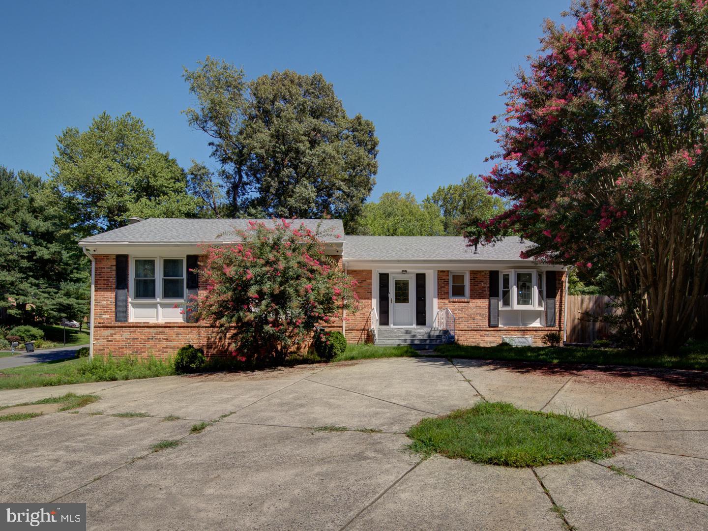 VALLEYBROOK - Residential Lease