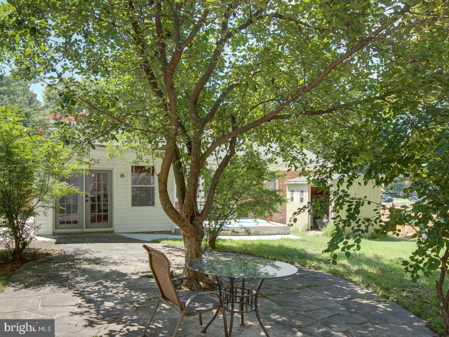 VALLEYBROOK - Residential Lease