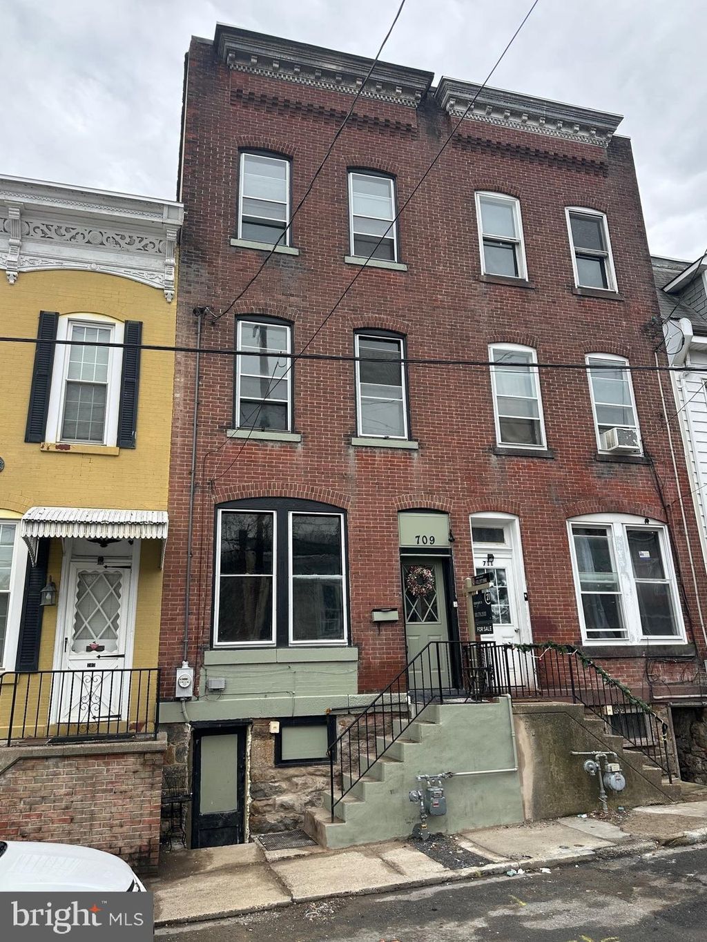 Photo of 709 W Norwegian Street, POTTSVILLE, PA 17901 (MLS # PASK2024926)