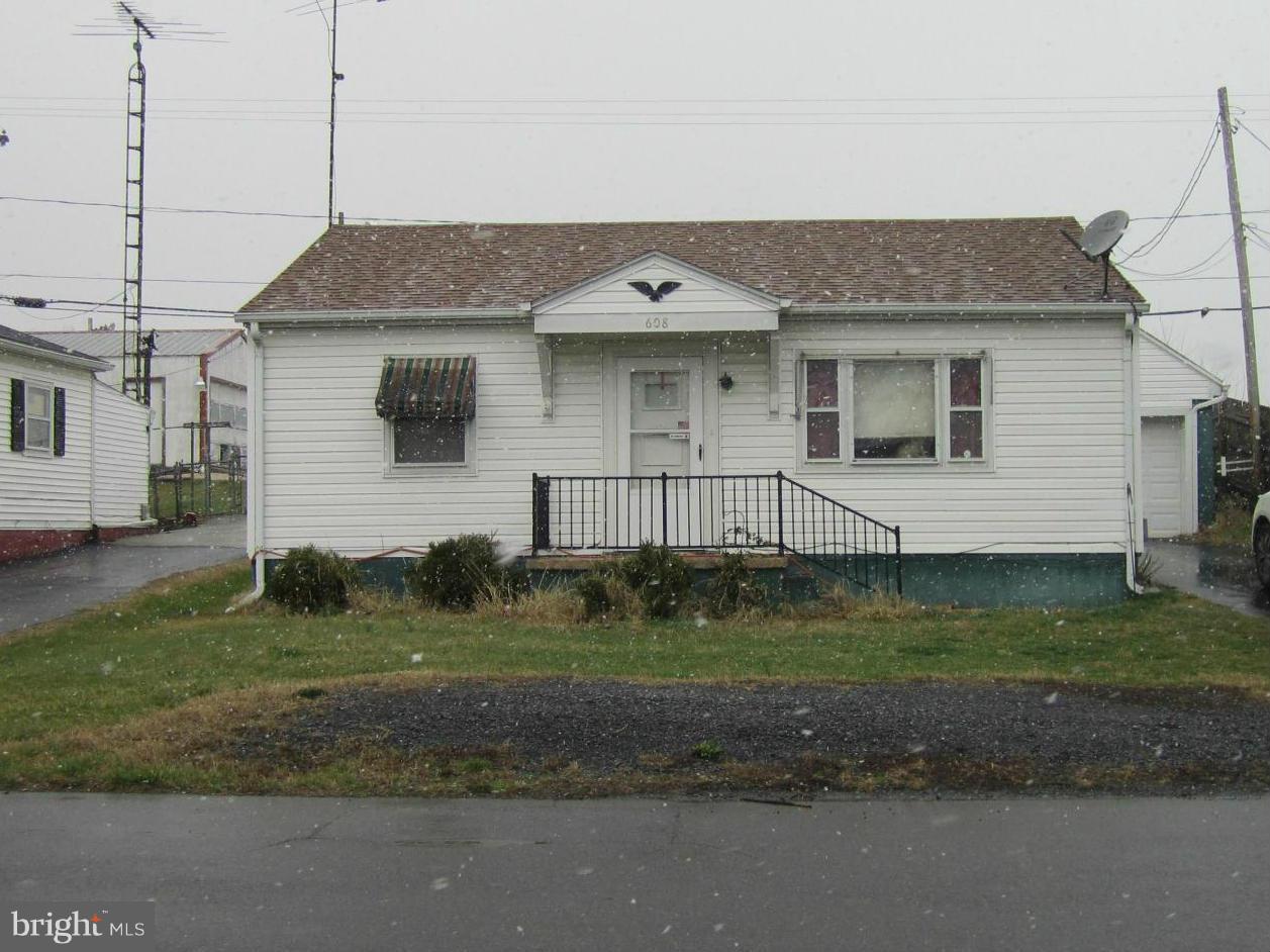 EASTERN HEIGHTS - Residential