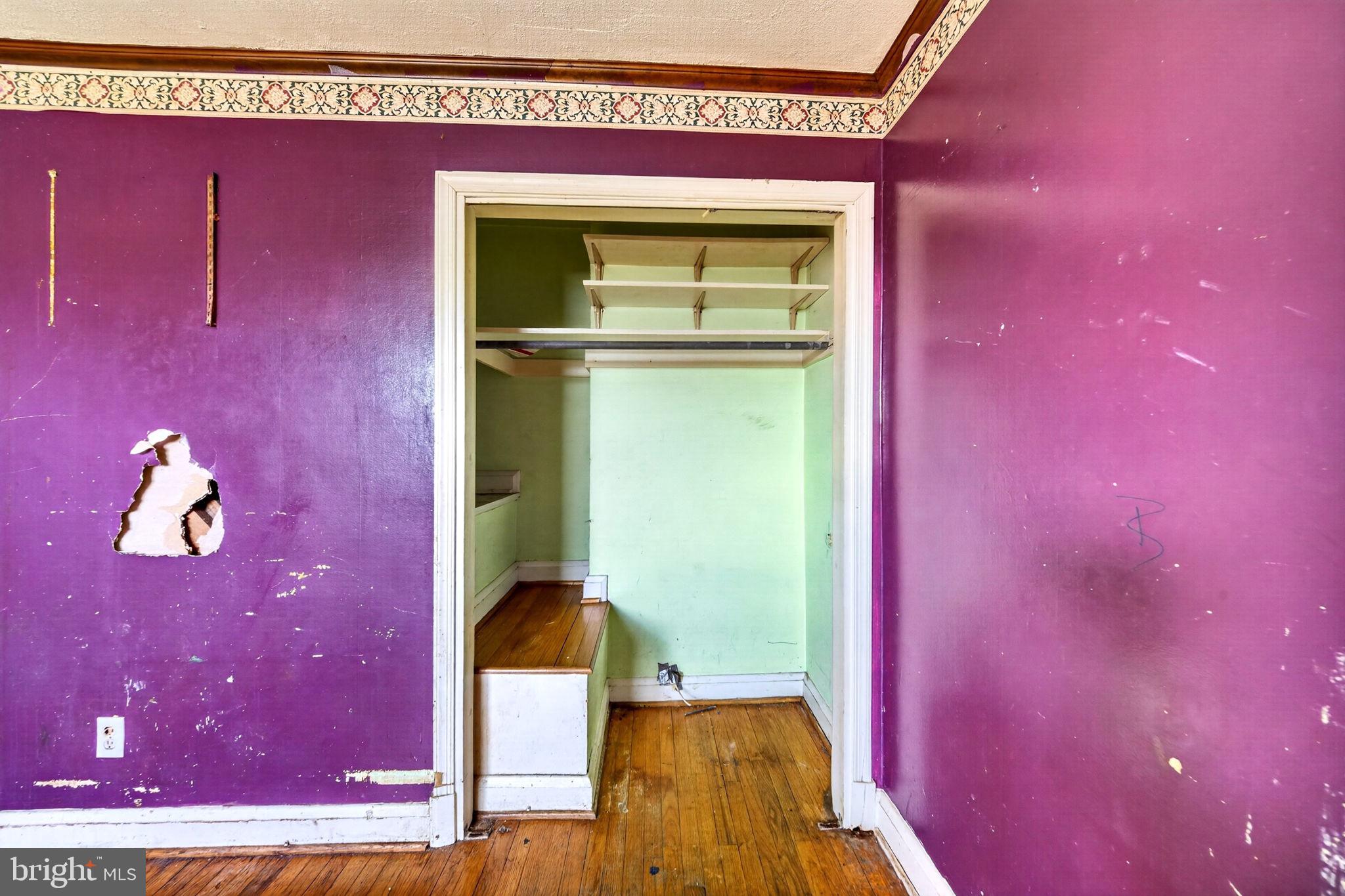 PARKVILLE - Residential