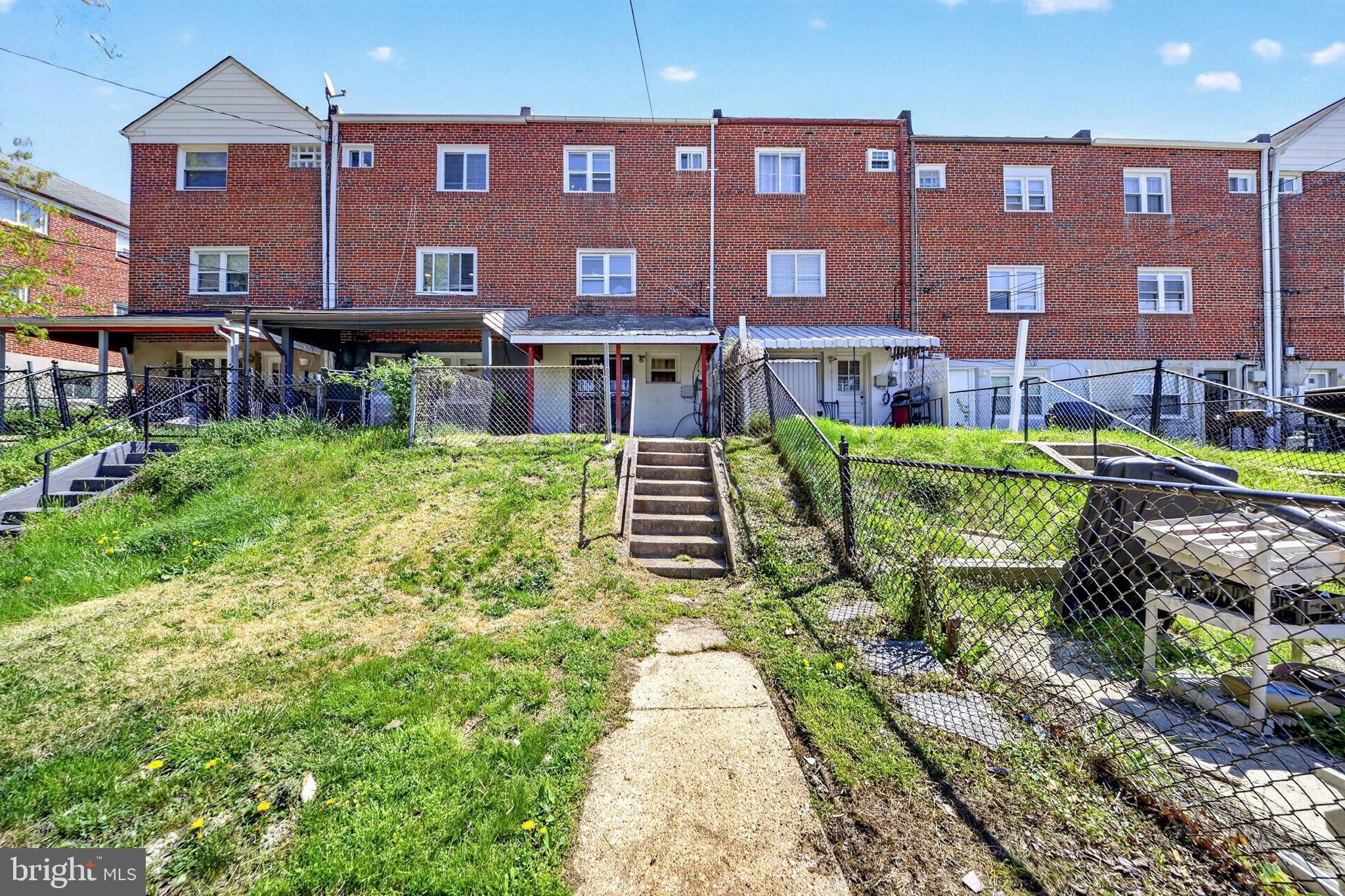 PARKVILLE - Residential