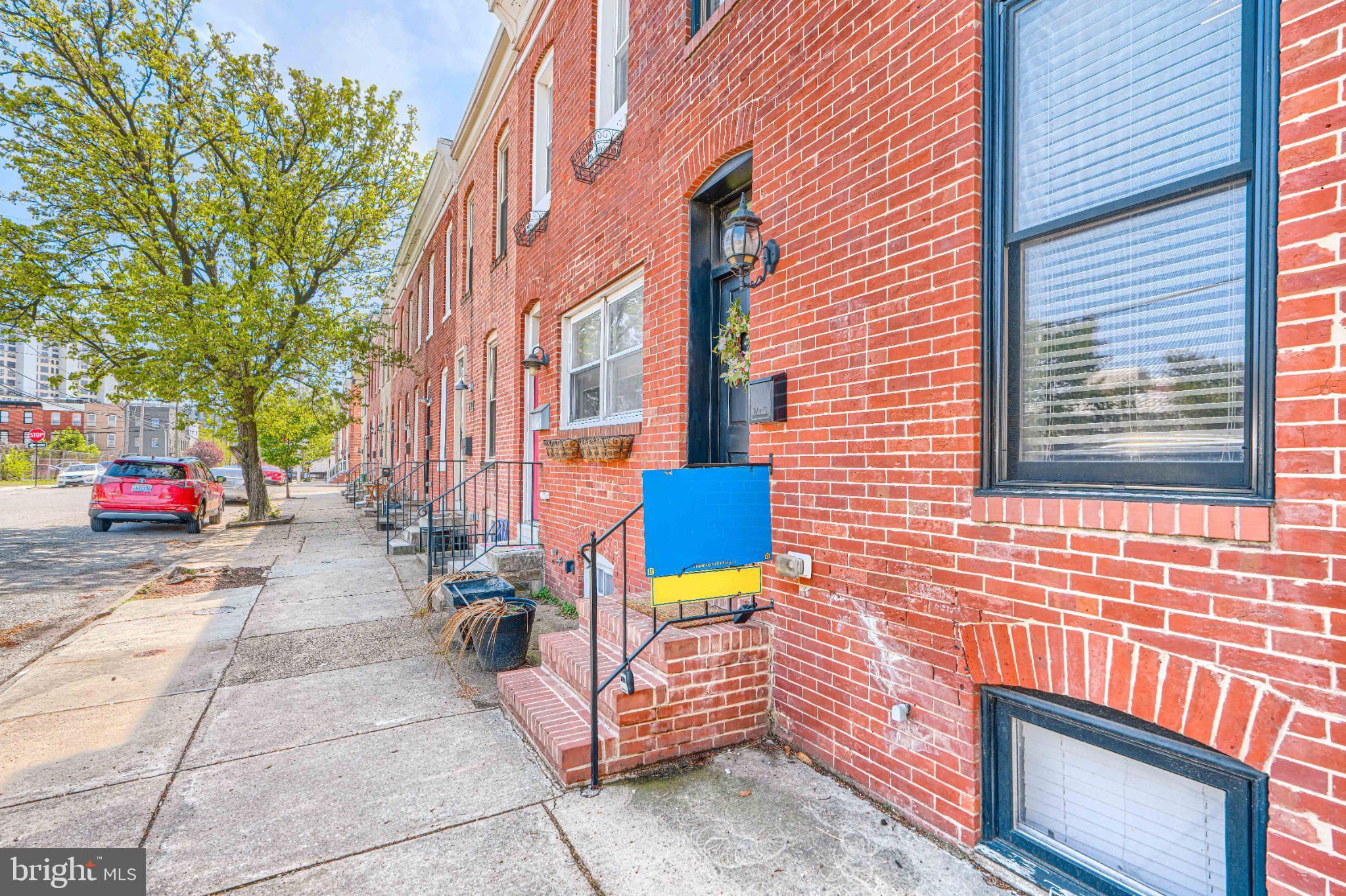 LOCUST POINT - Residential