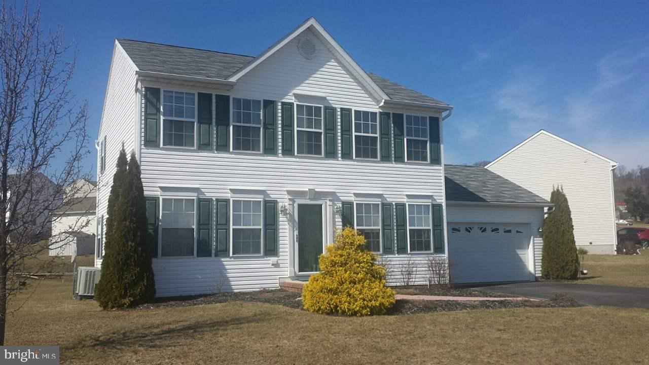 APPLEWOOD - Residential