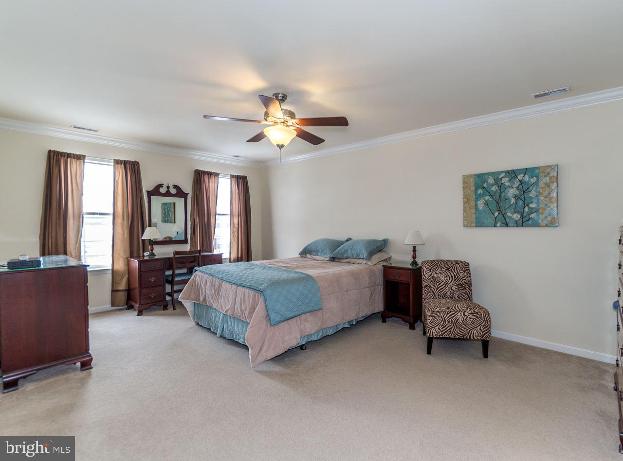 APPLEWOOD - Residential