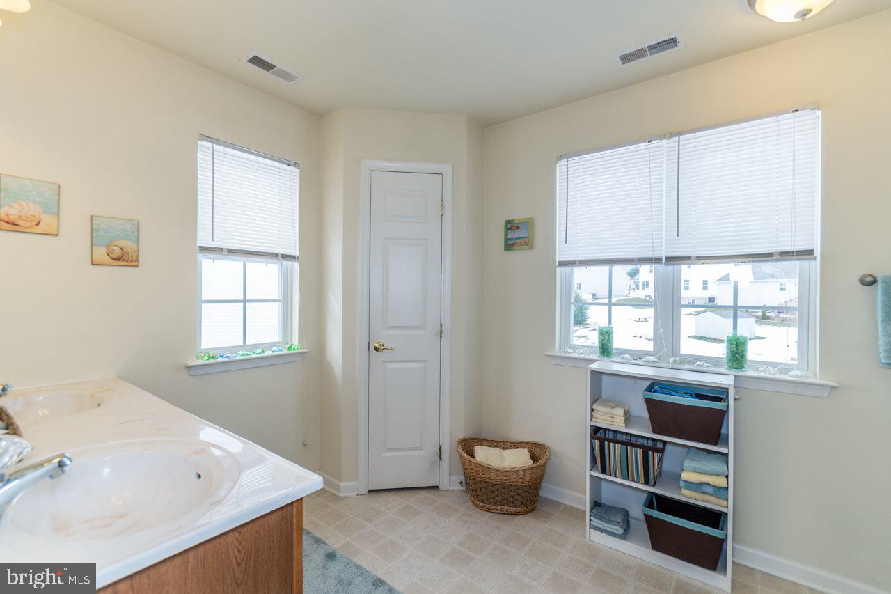 APPLEWOOD - Residential