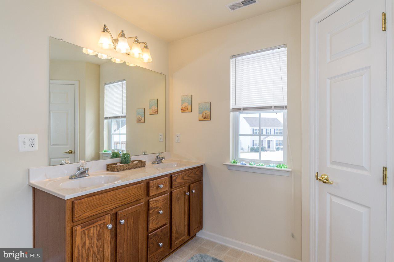 APPLEWOOD - Residential