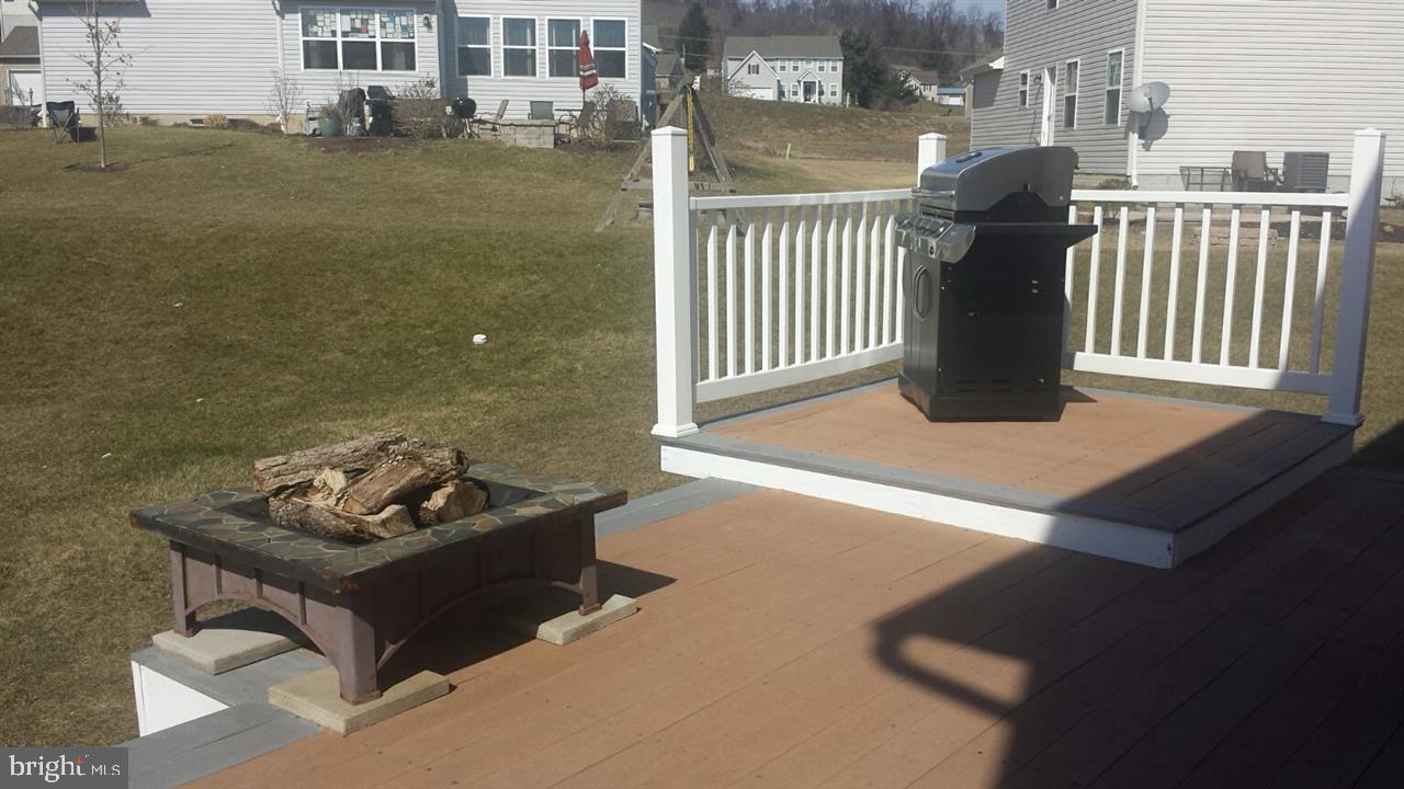 APPLEWOOD - Residential