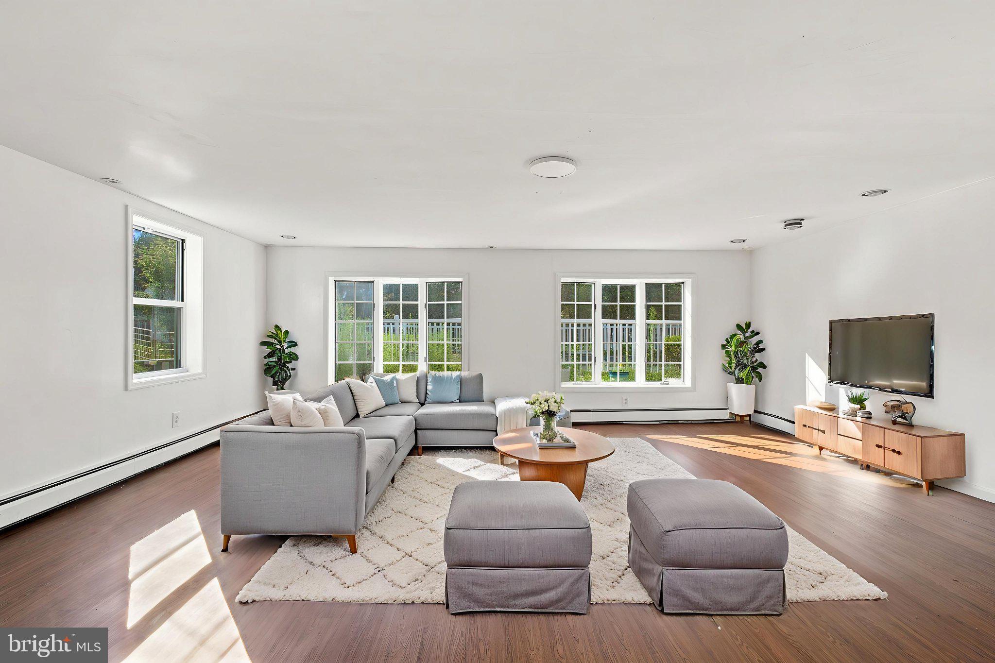2438 PINE