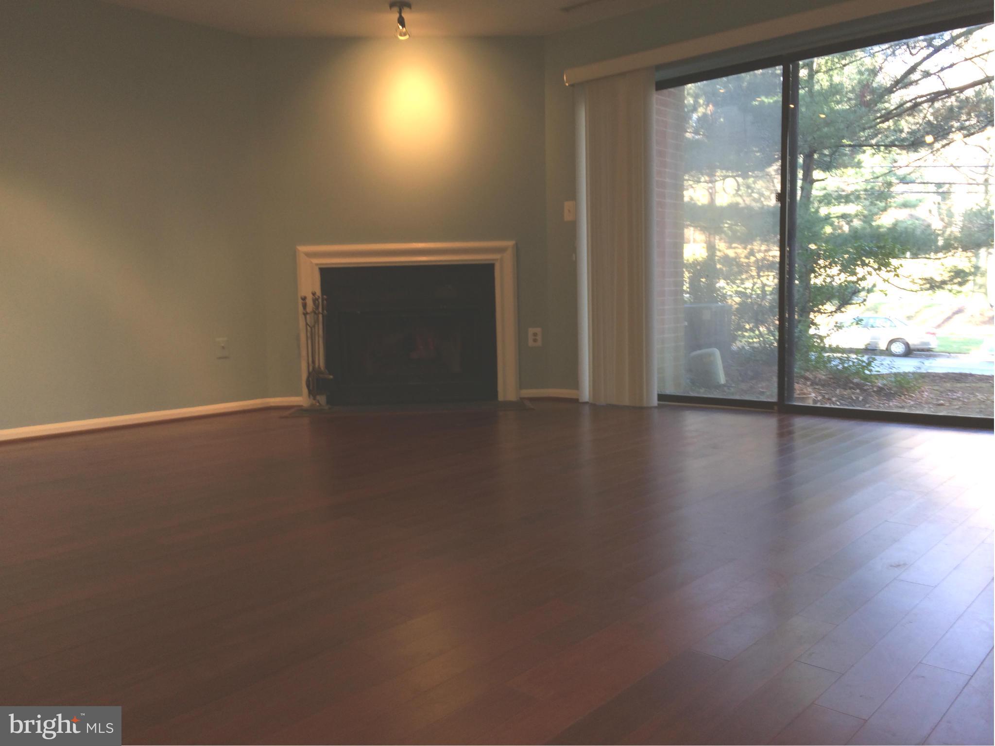 BRISTOL SQUARE - Residential Lease