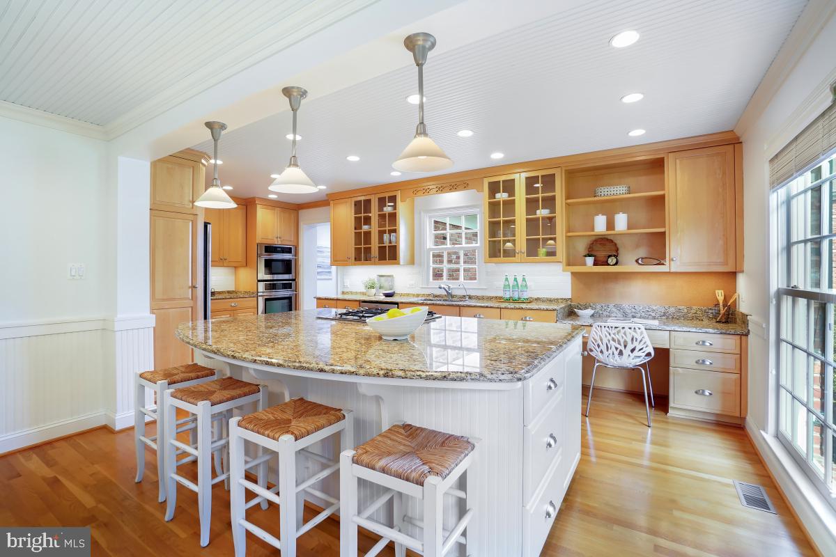 KENWOOD PARK - Residential