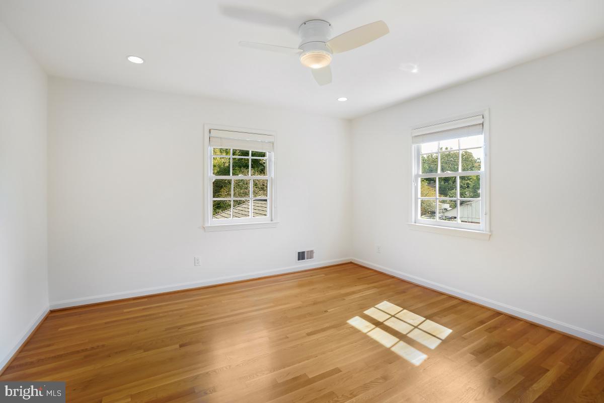 KENWOOD PARK - Residential