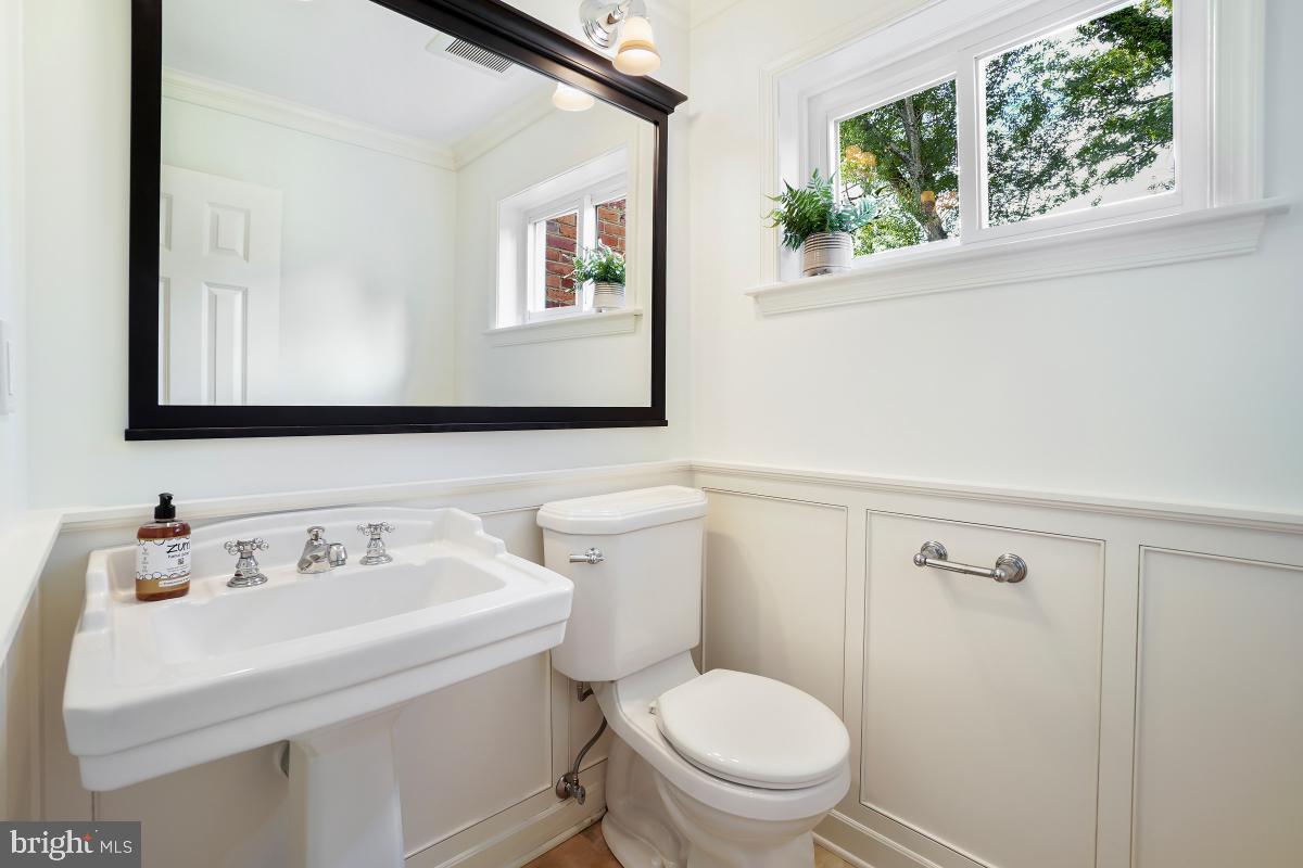 KENWOOD PARK - Residential