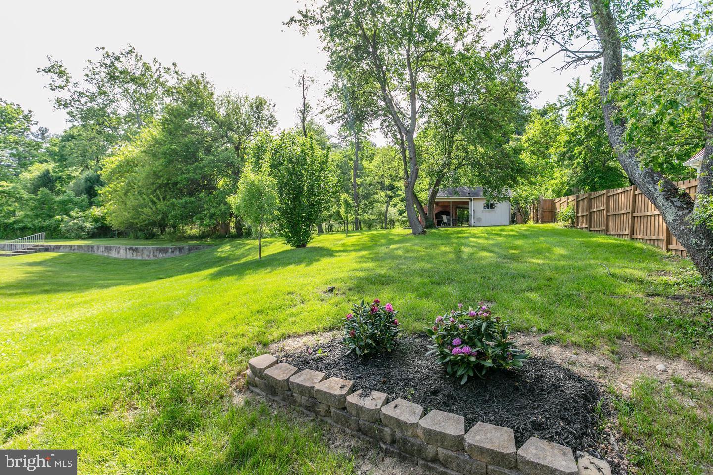 ROSEBROOK - Residential Lease