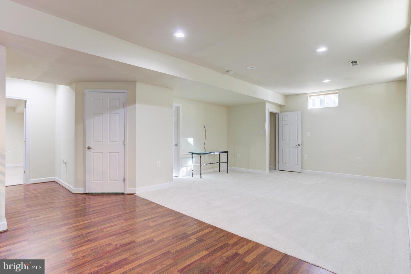 ROSEBROOK - Residential Lease