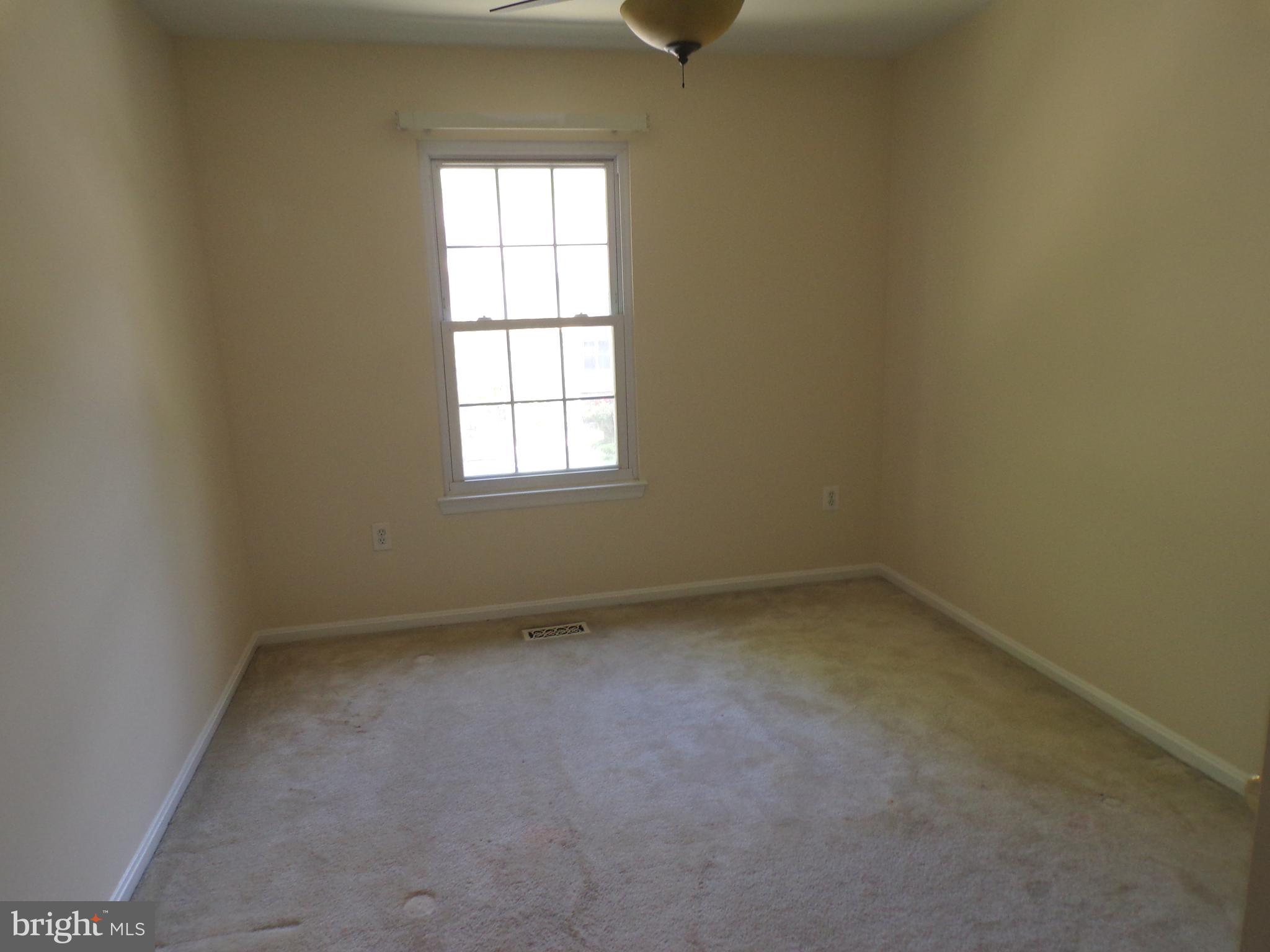 SPRINGFIELD OAKS - Residential