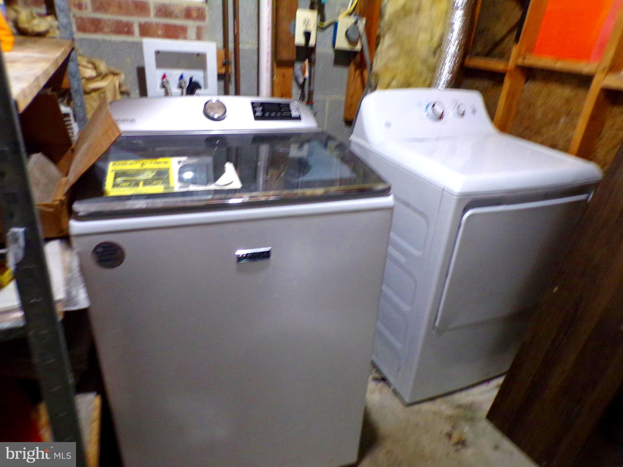 SPRINGFIELD OAKS - Residential