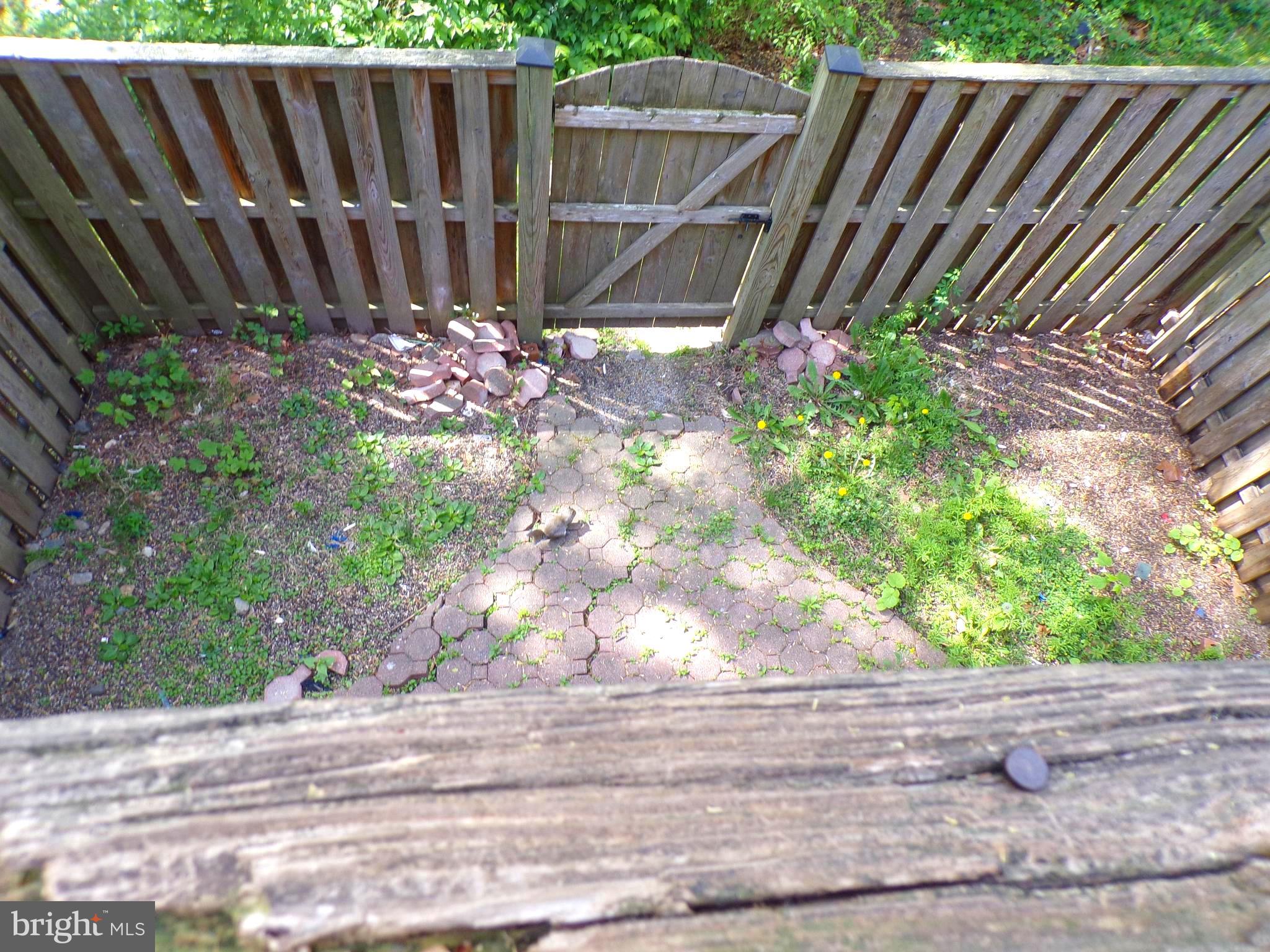 SPRINGFIELD OAKS - Residential