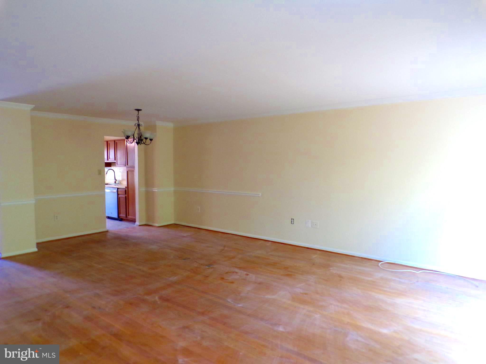 SPRINGFIELD OAKS - Residential