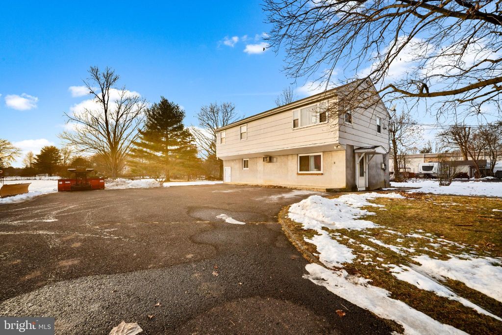 Photo of 842 Bethlehem Pike #B, COLMAR, PA 18915 (MLS # PAMC2164052)