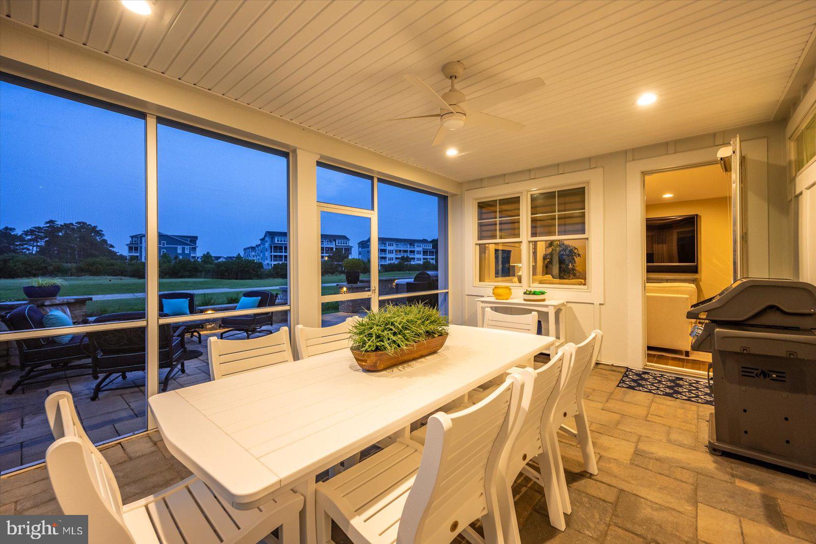 BAYSIDE - Residential