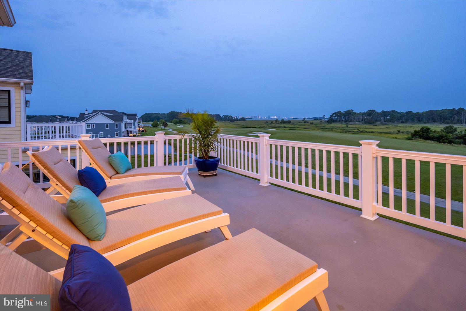 BAYSIDE - Residential