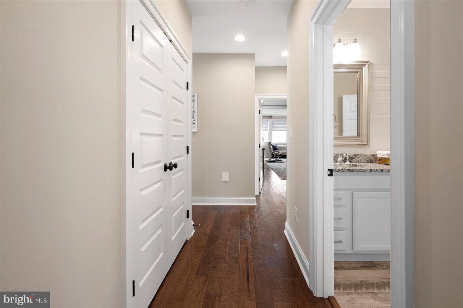 BAYSIDE - Residential