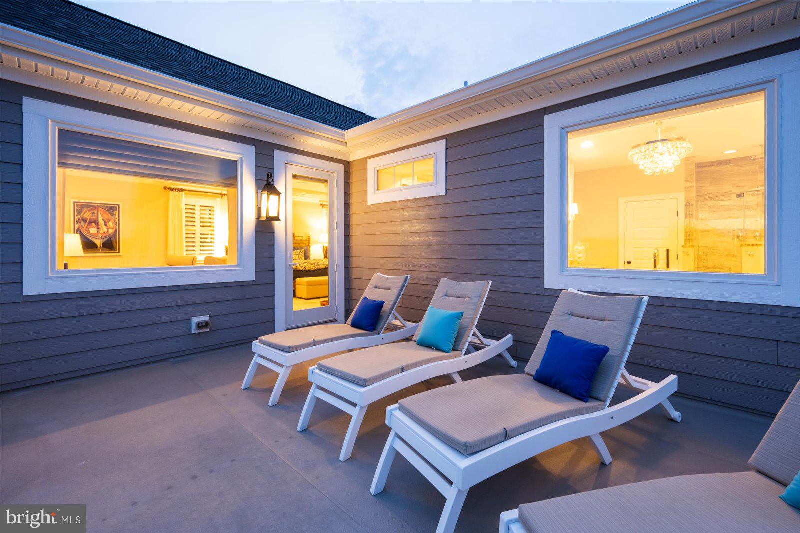 BAYSIDE - Residential