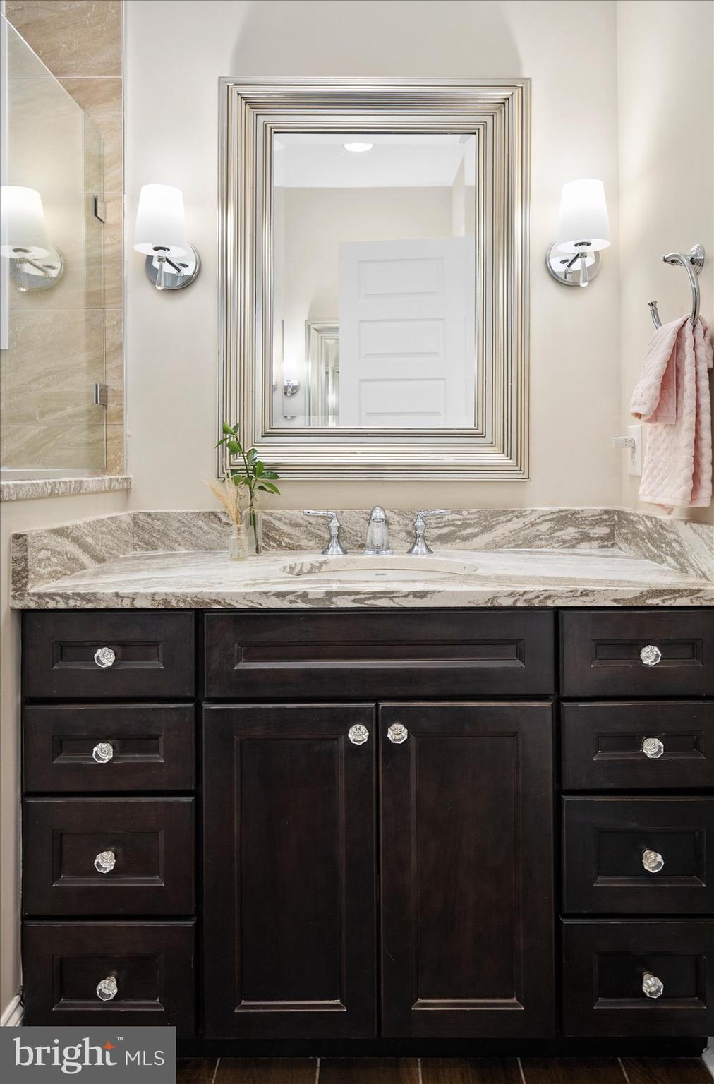 BAYSIDE - Residential