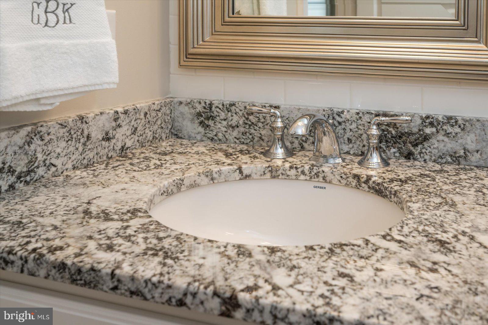 BAYSIDE - Residential