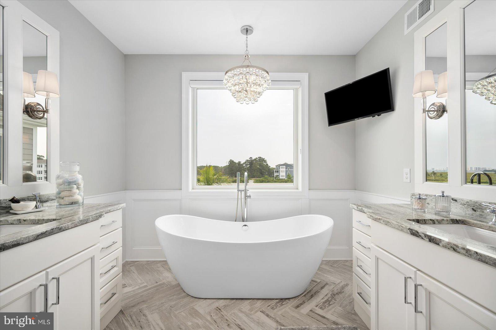 BAYSIDE - Residential