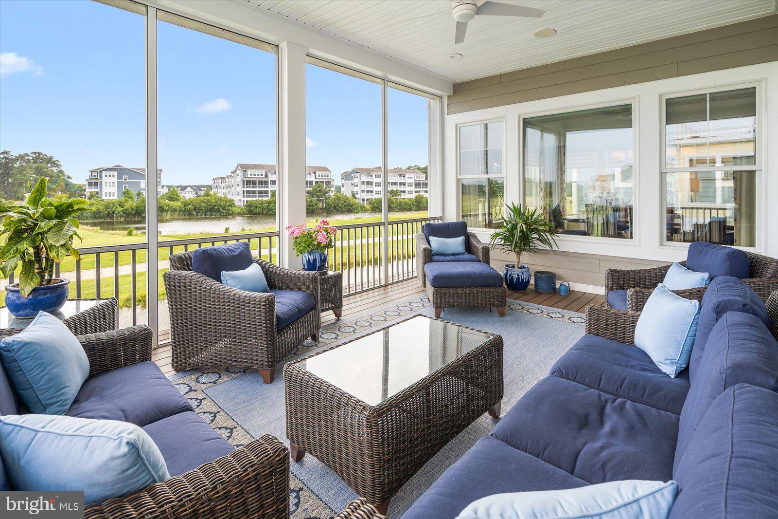 BAYSIDE - Residential