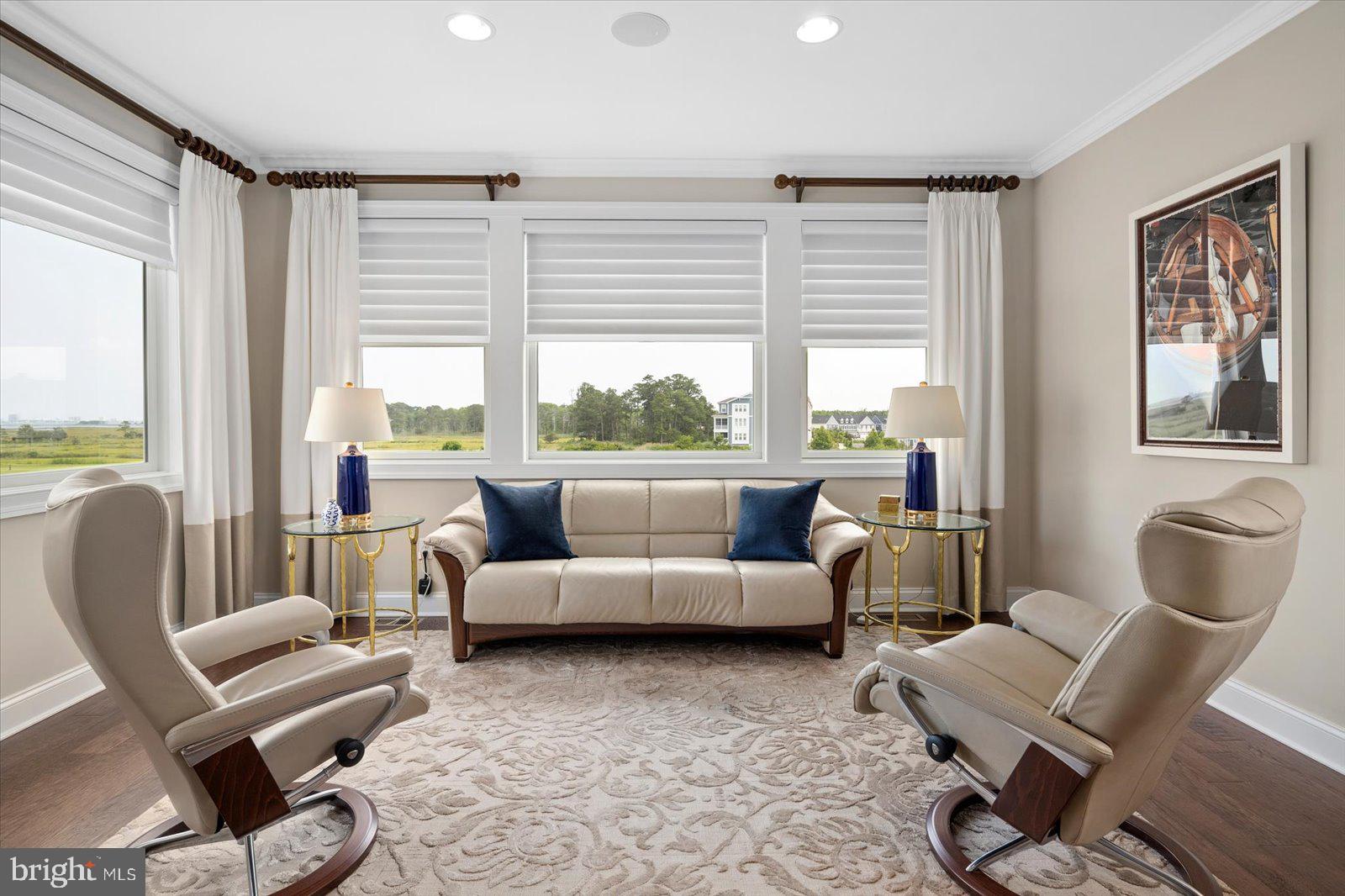 BAYSIDE - Residential