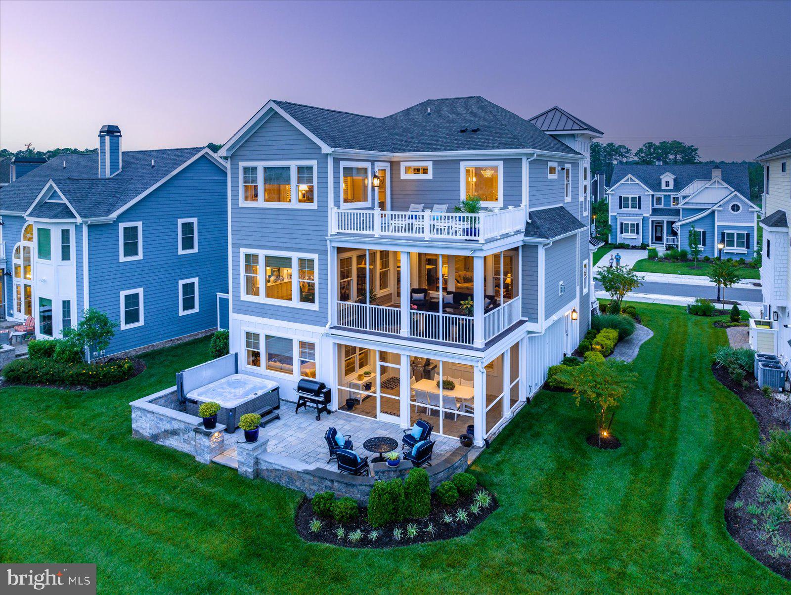 BAYSIDE - Residential