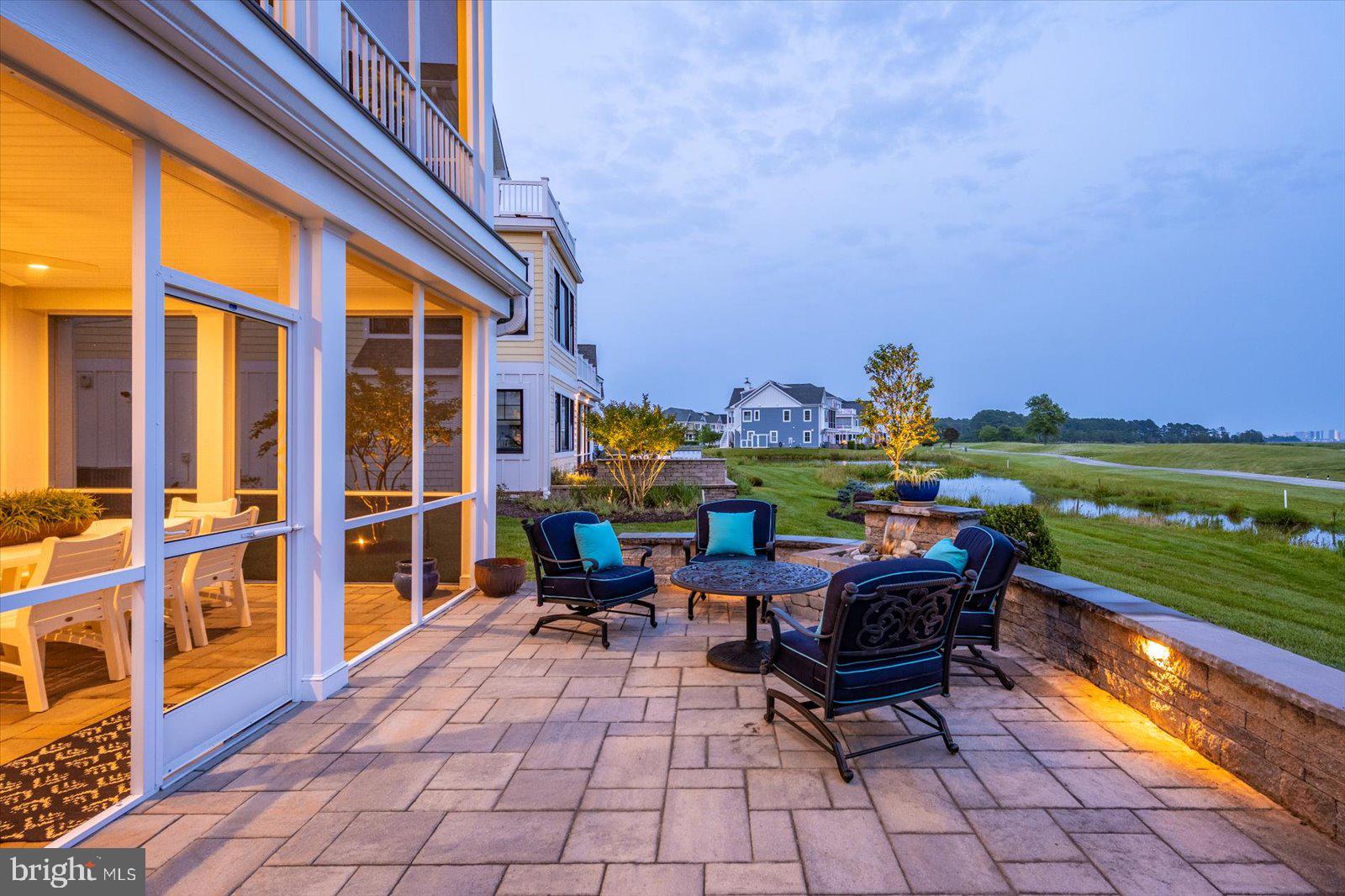 BAYSIDE - Residential